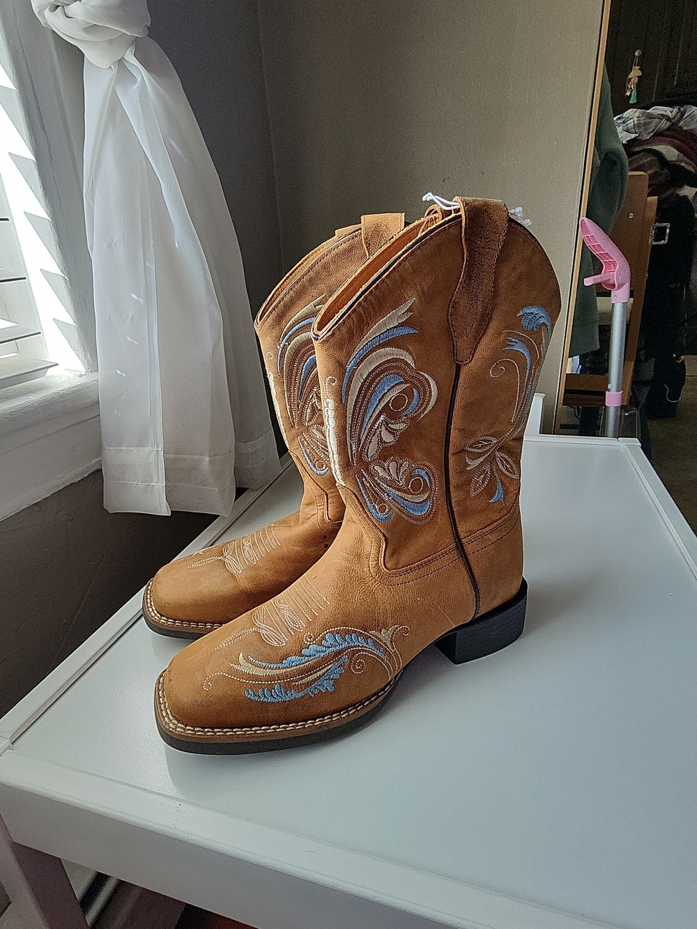 Shyanne Tan Suede Women's Cowgirl Boots with Blue Embroidery